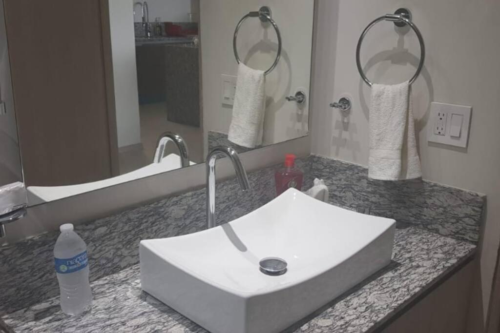 Апартаменты Precioso Departamento En Acapulco Diamante Экстерьер фото